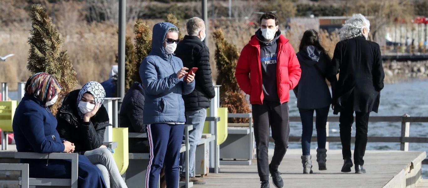 Η Τουρκία προμηθεύεται 105 εκατομμύρια δόσεις εμβολίων κατά του COVID-19